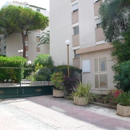 Appartement Le Saint James Nice Eksteriør billede